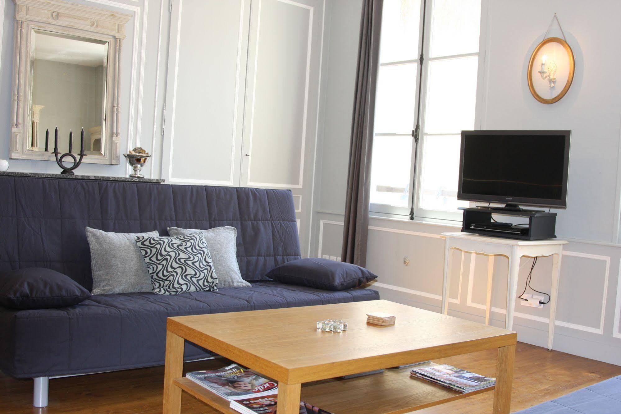 Appartements Du Clos Vorin Honfleur Exteriör bild
