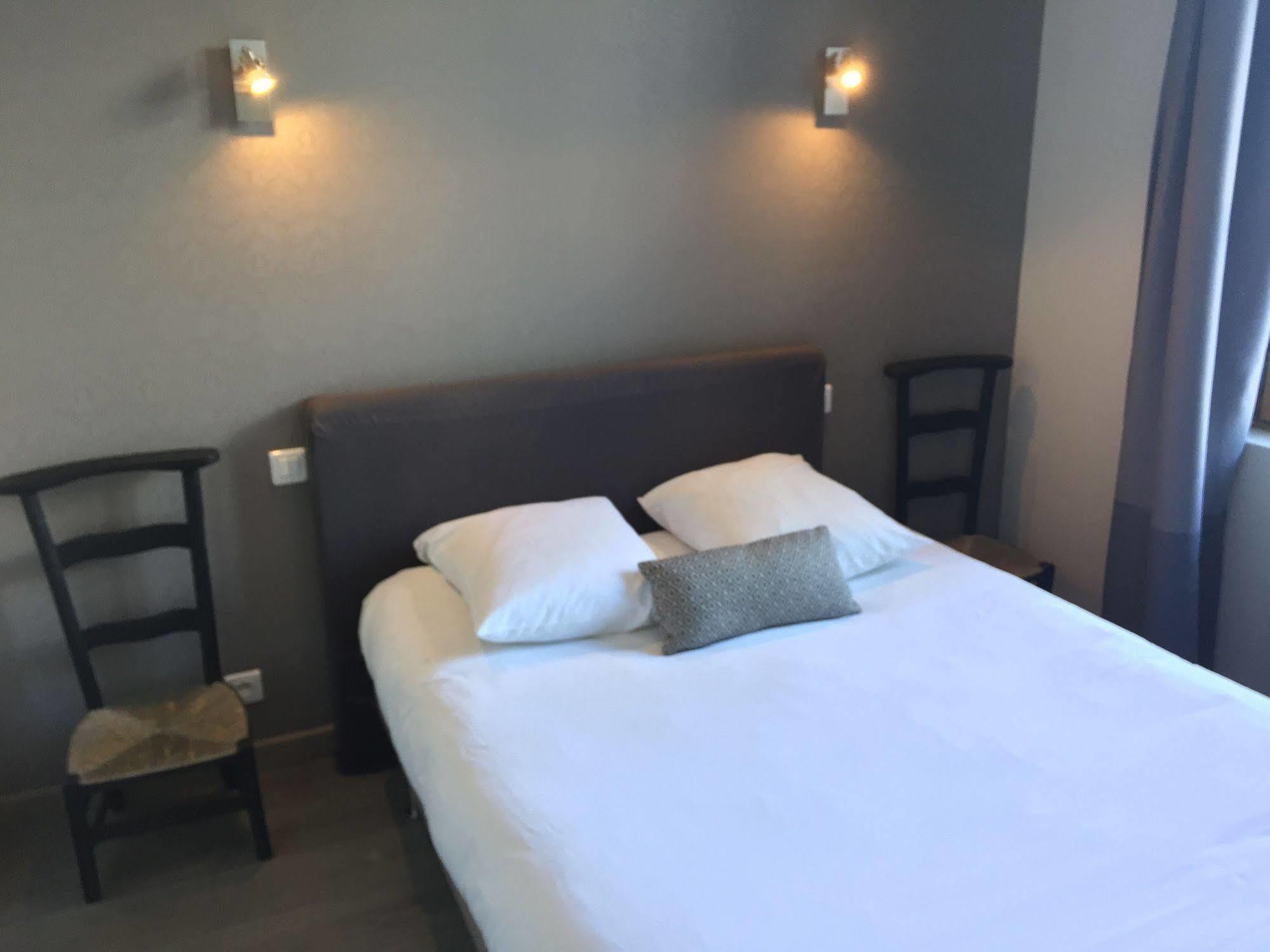 Appartements Du Clos Vorin Honfleur Exteriör bild